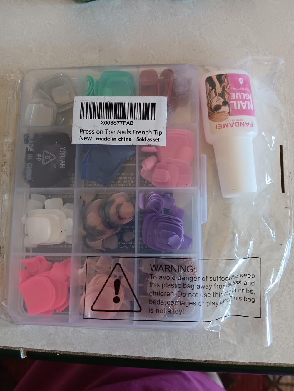 Assorted Pink & Purple Press-On Toe Nails with Nail Glue